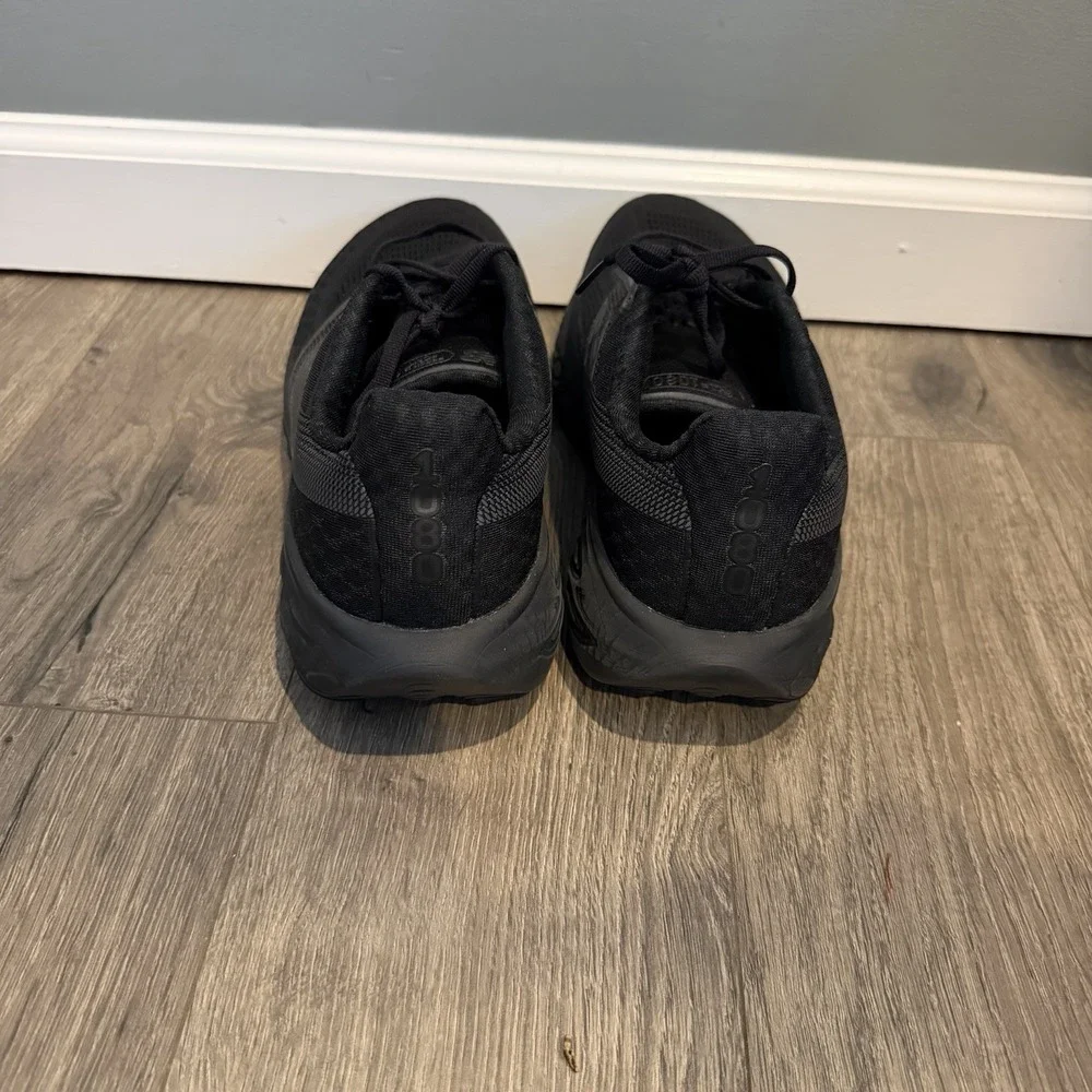 New Balance Fresh Foam X 1080v14 Mens 11 2E Black Running Shoes M1080K14 EUC
